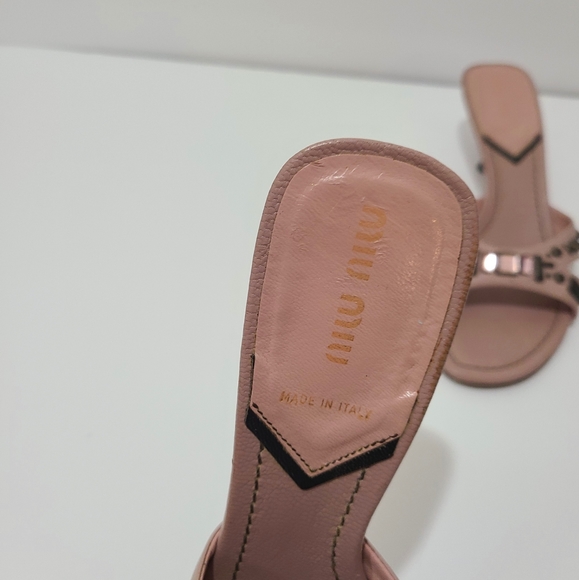 MIU MIU BLUSH PINK RHINESTONE HEELS..SIZE 38 - Picture 3 of 10